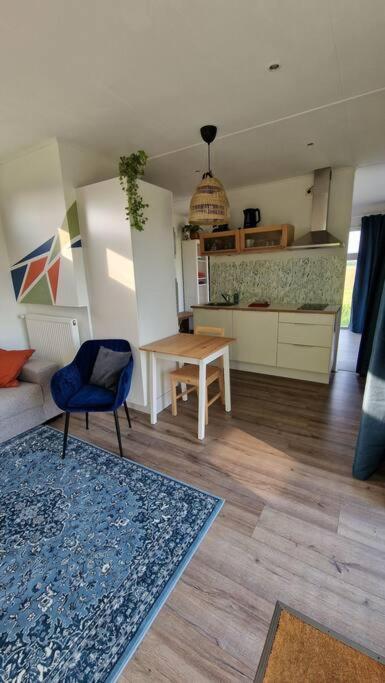 Tiny House "De Veenpolder" De Veenhoop Экстерьер фото
